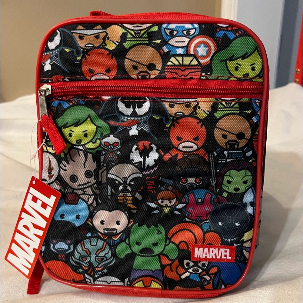 Insulated lunch bag, Marvel, 9.5” x 7.5” x 3.5 New